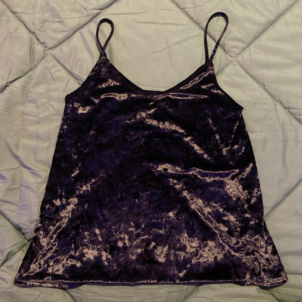 Black cropped crushed velvet cami top